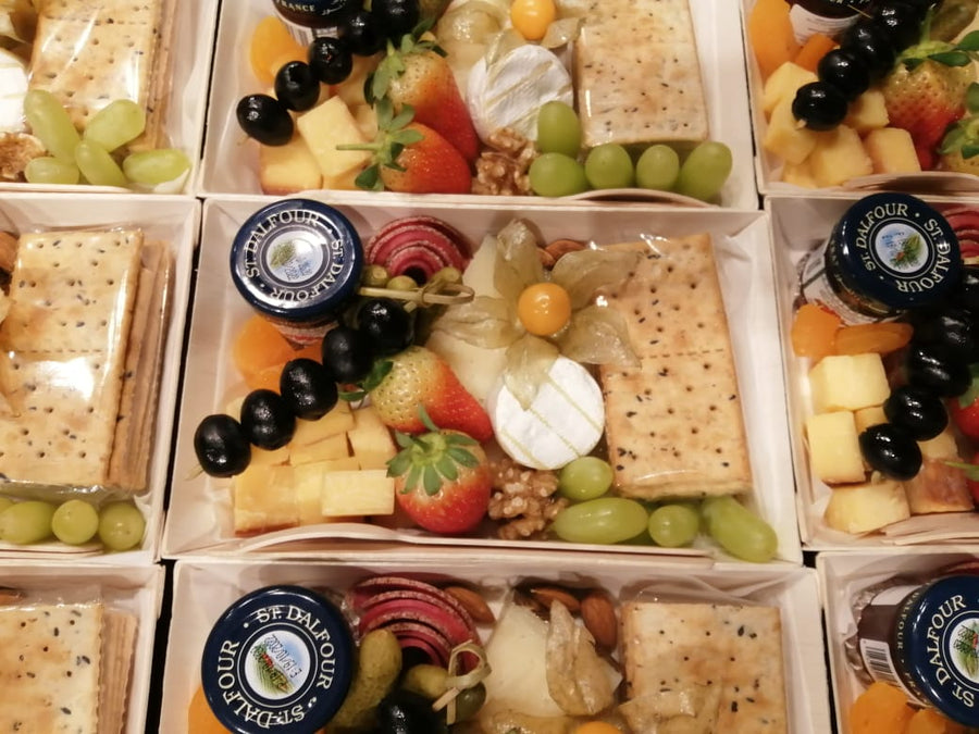 mini cheese boxes | 3 minimum